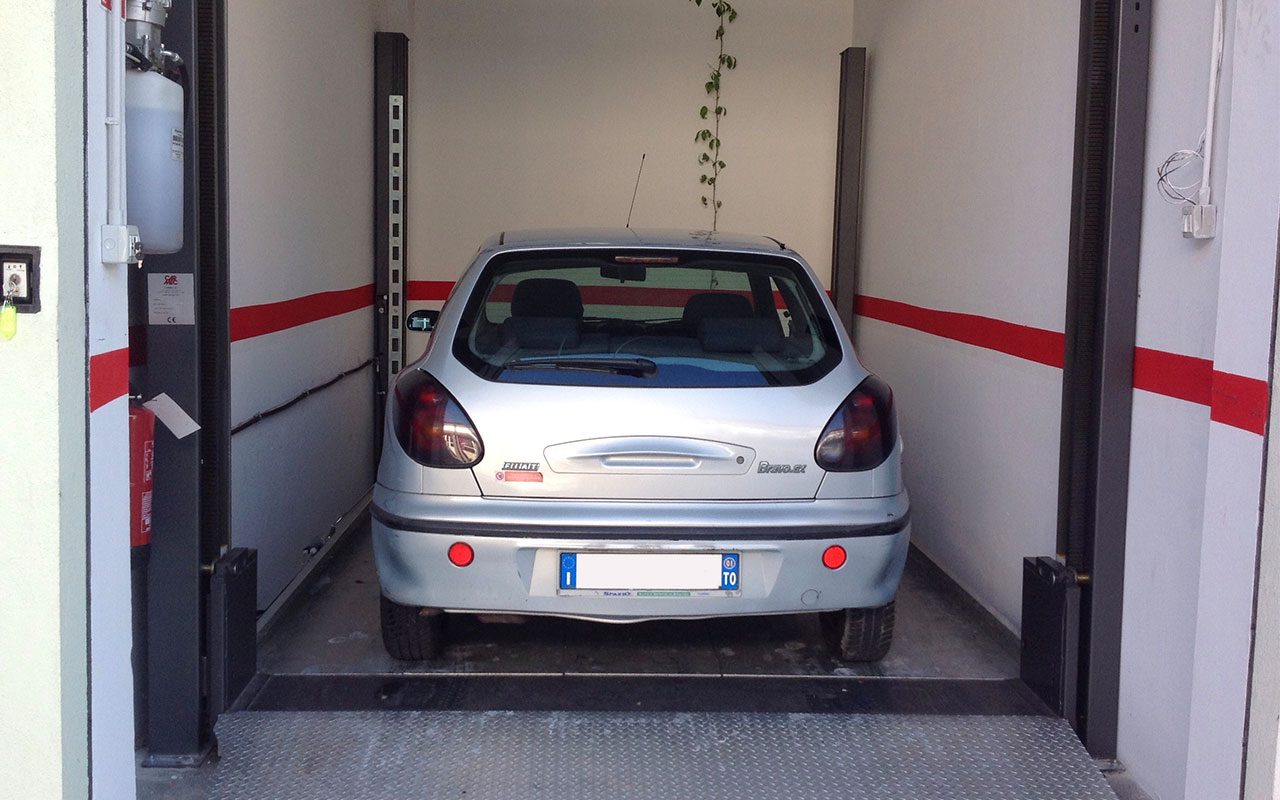 Raddoppiatori-posto-auto-4-colonne-ACO4