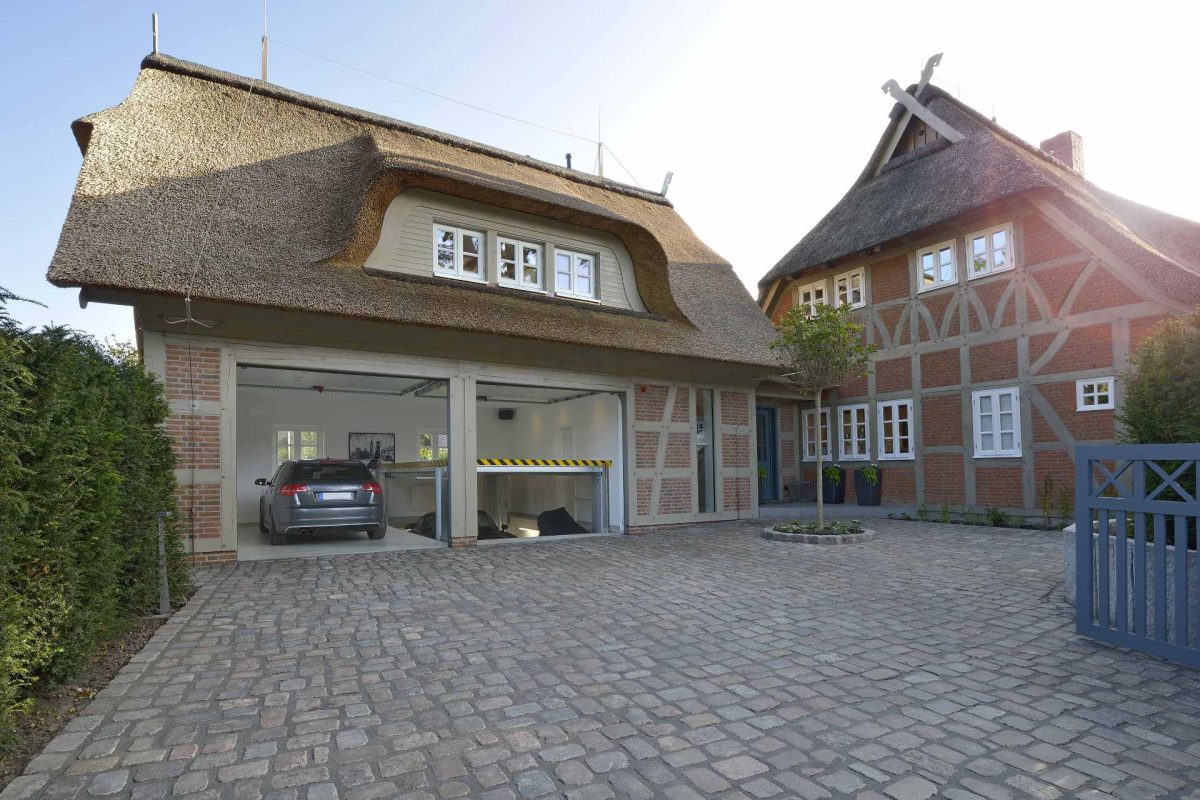 Kontaktinformationen - Fotograf: Tel.: 030-41769559, Email: mail@barlofotografik.de